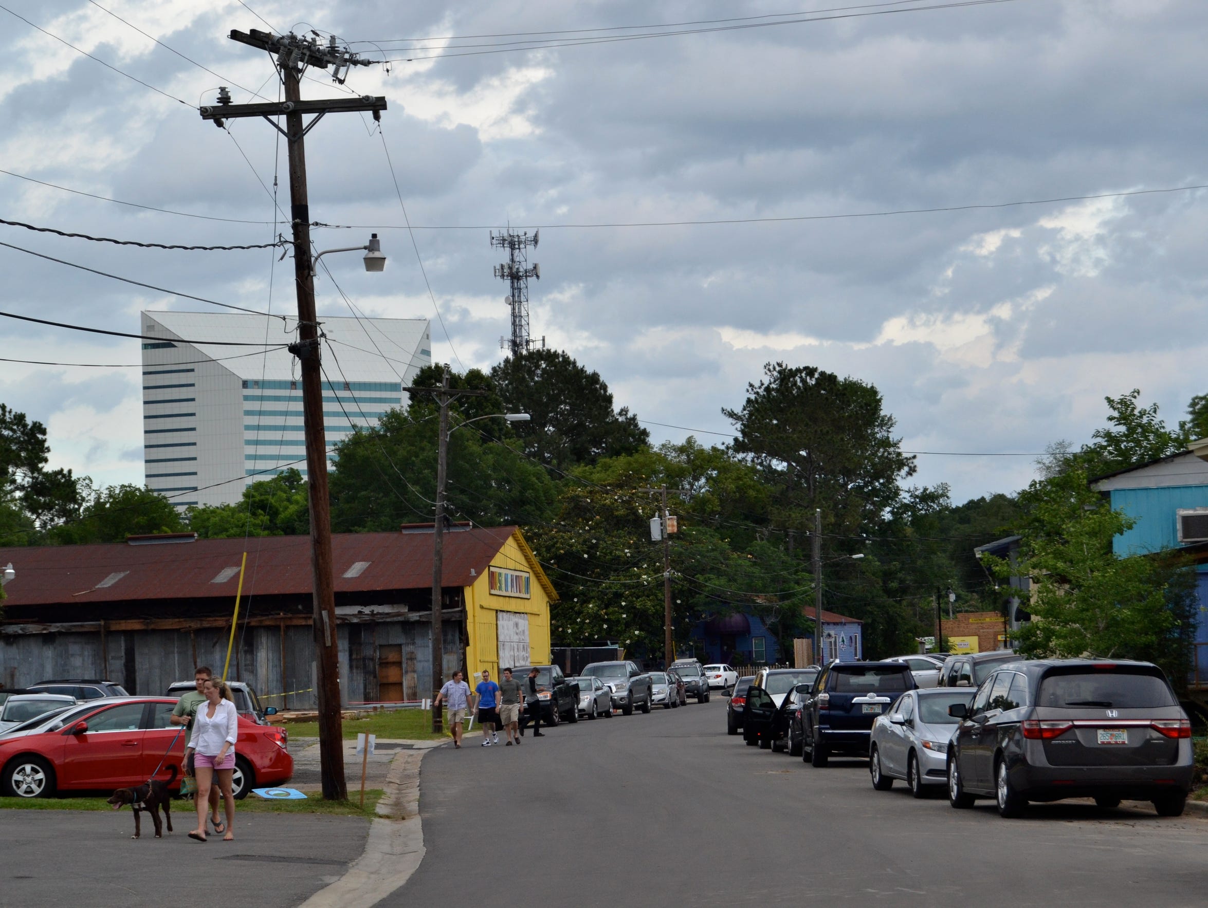Cars line the streets of Railroad Square for Proof
