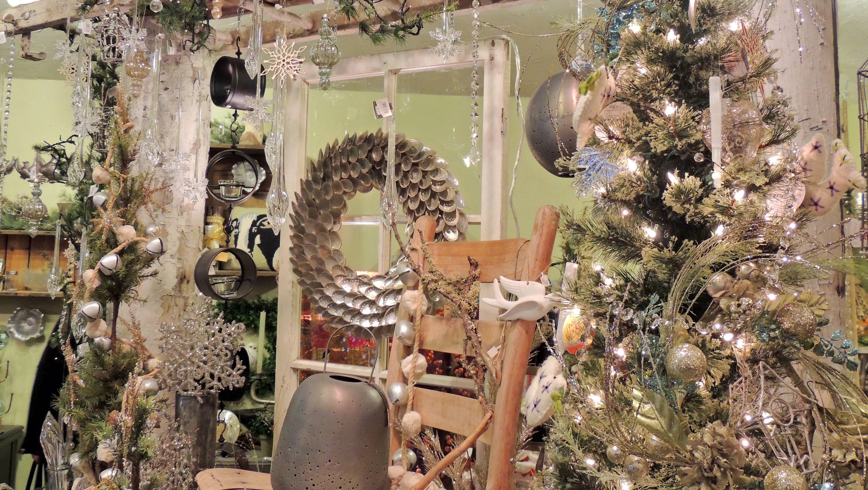 Do-it-yourself holiday decorations offer a natural touch