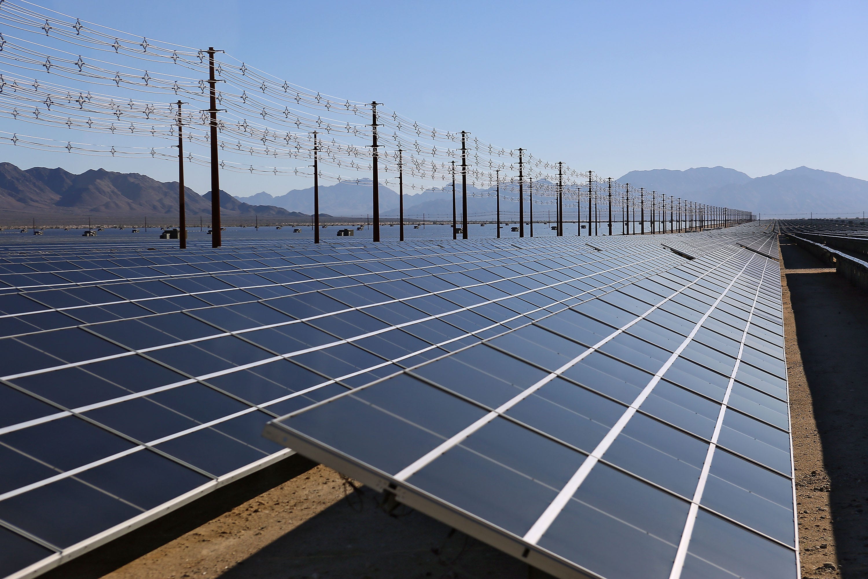 World's largest solar plant opens in California desert