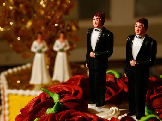 GTY CALIFORMIA PREPARES FOR FLOOD OF GAY WEDDINGS A LAW USA CA