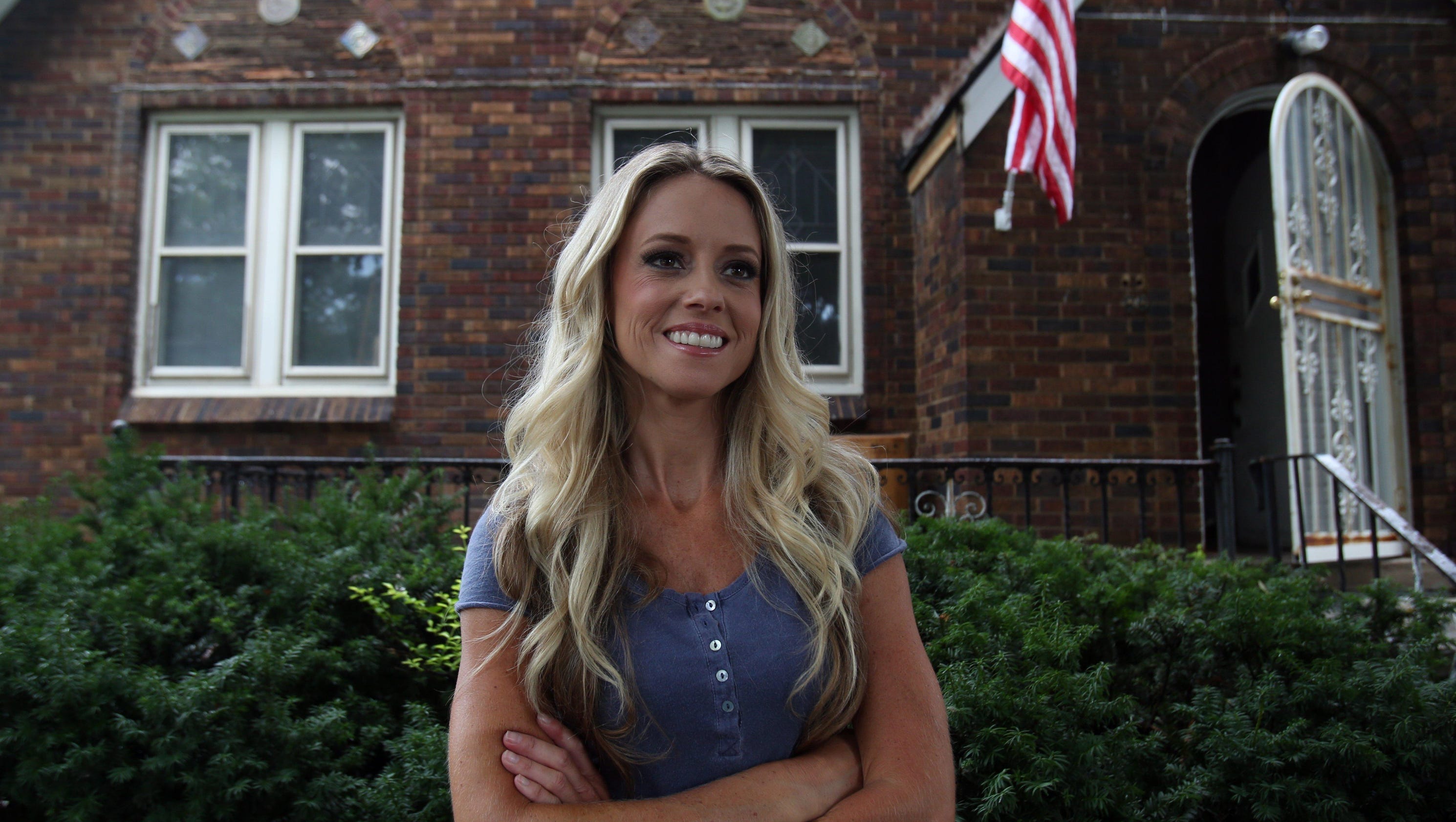 #39 Rehab Addict #39 star Nicole Curtis risks jail in custody case