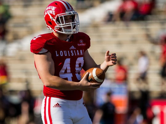 -TDA20150912ULFootballPlayers 076.JPG_20150914.jpg