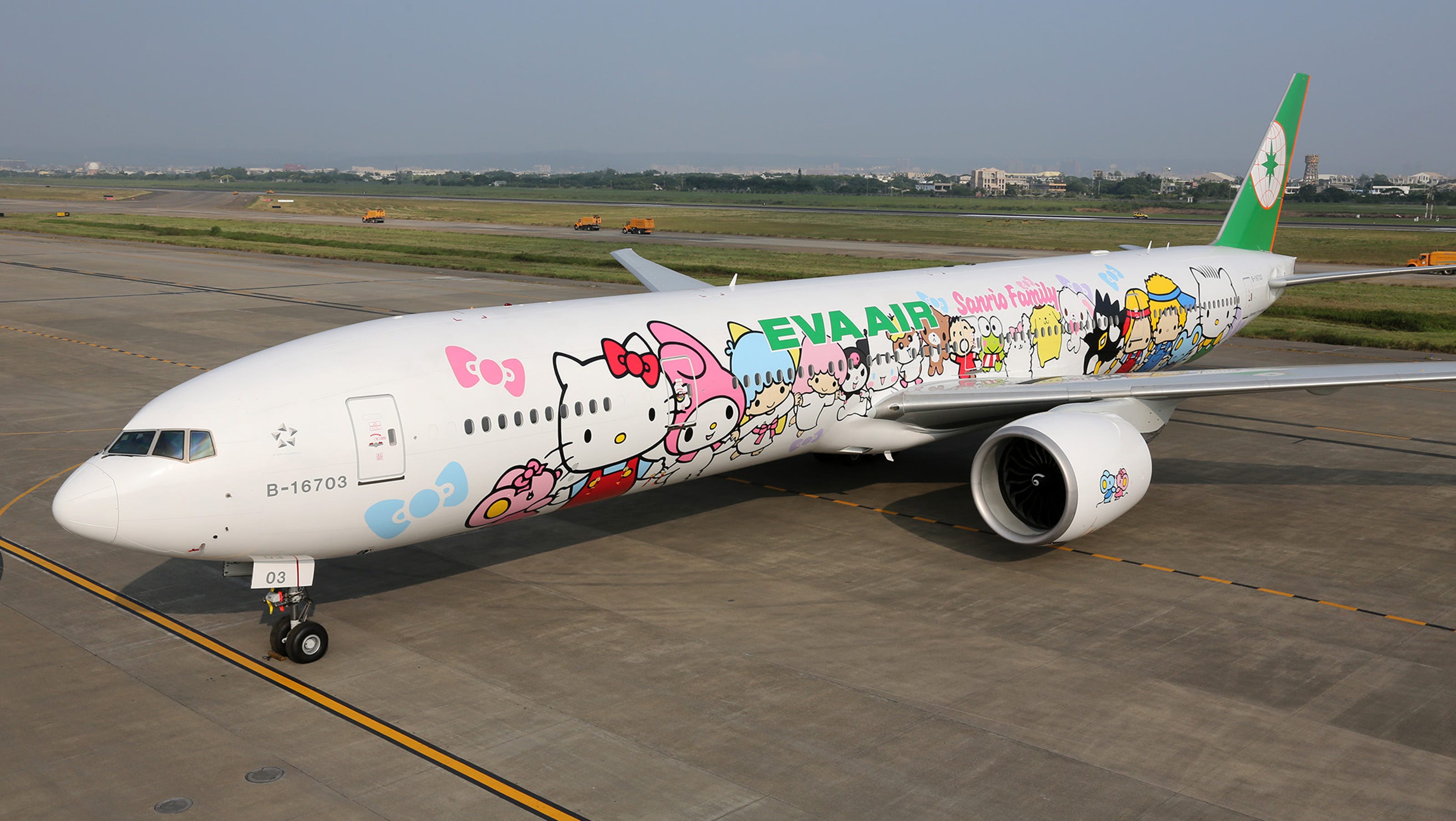 EVA Air's Hello Kitty jet heads to Paris USA TODAY Paris news