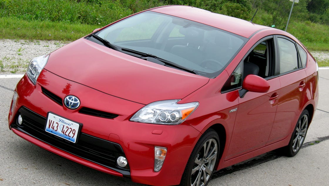 635682741229766226 2015 Toyota Prius 5 door