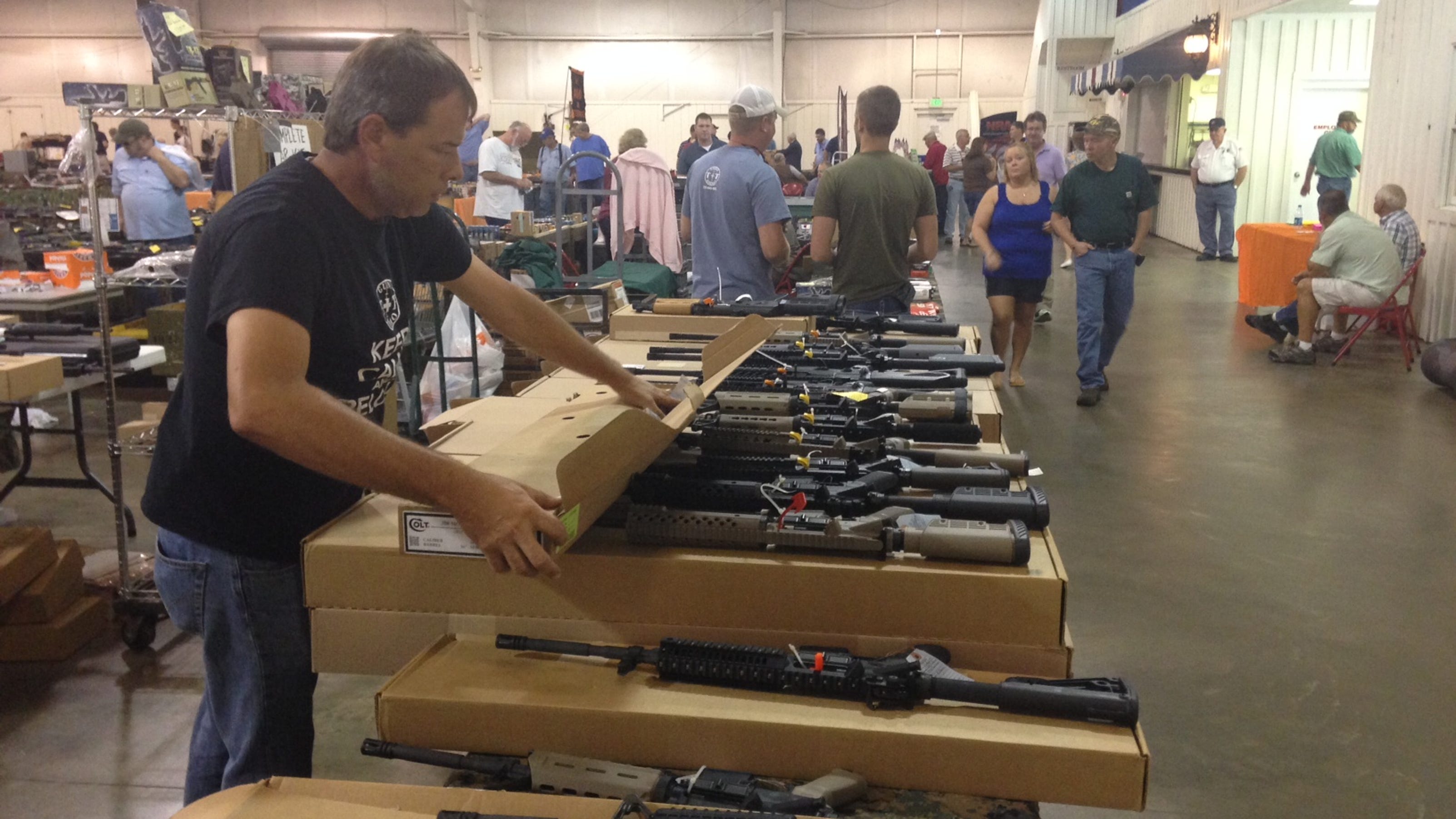 Jackson Tennessee Gun Show - tkfq6p3