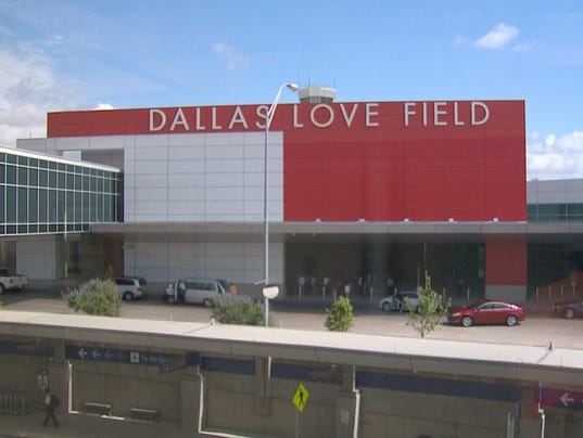 Dallas council approves plan for Love Field parking