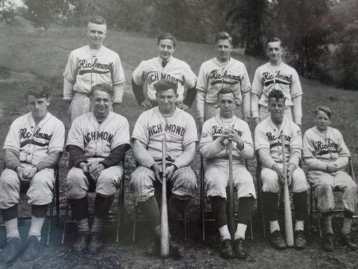 1944 Richmond High School team
