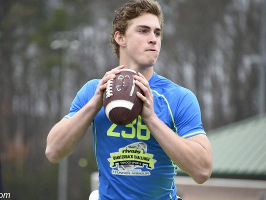 Quarterback recruit Davis Mills