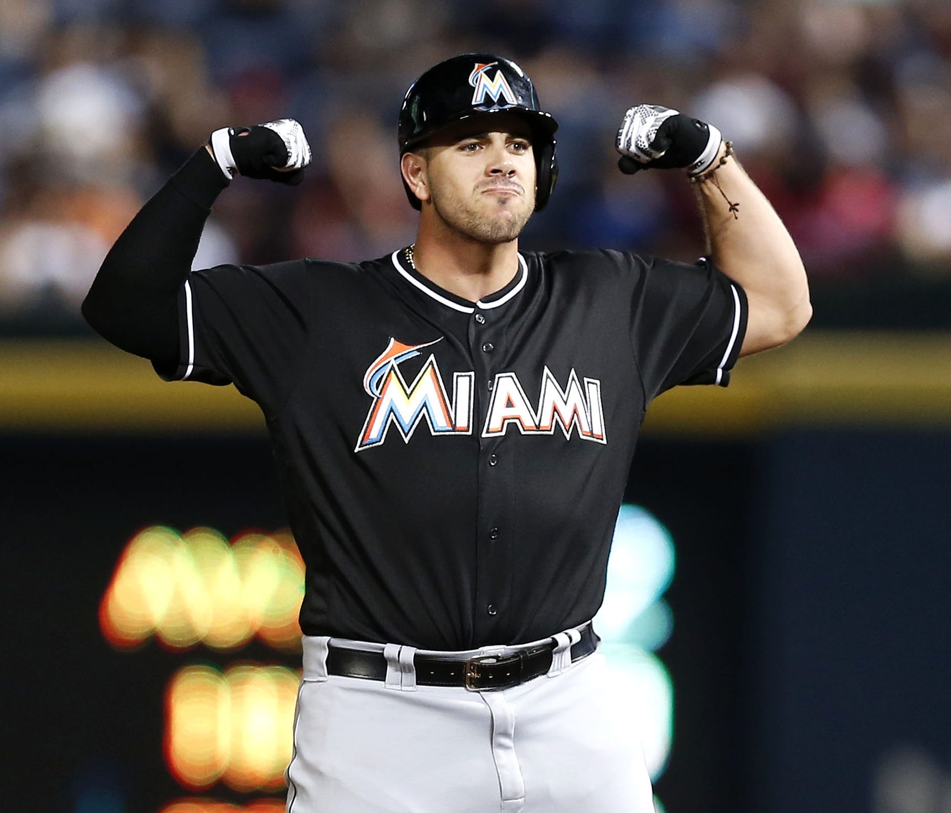 Marlins ace Jose Fernandez drives in winning run as pinch-hitter