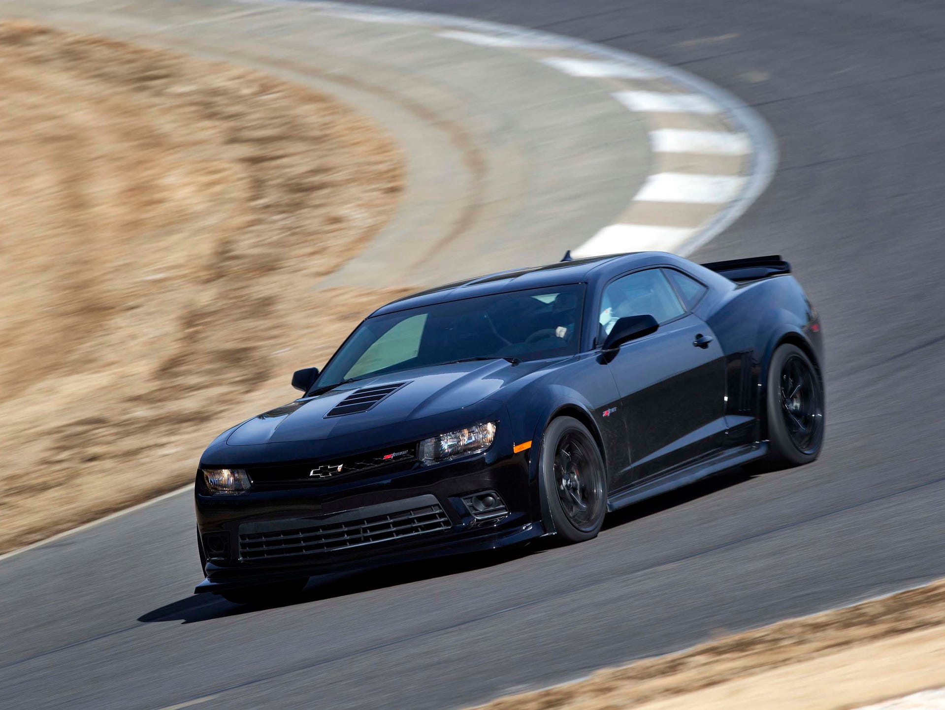 2014: Camaro received significant cosmetic changes,