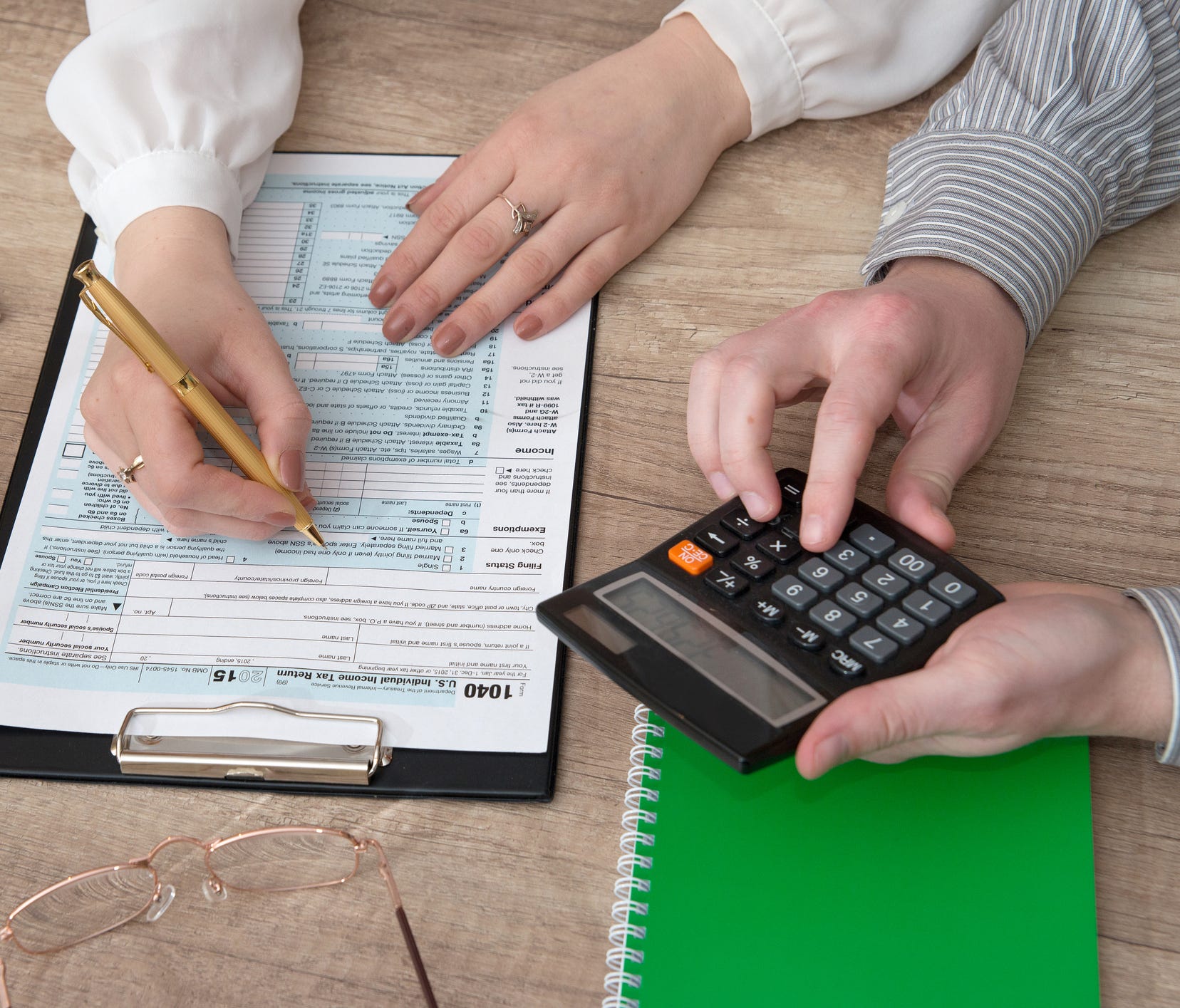 Sometimes, splitting up those tax returns might make sense financially.