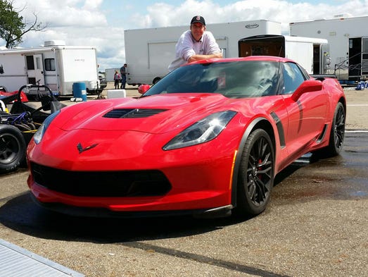 King Corvette Chevy Supercar Beats Elites