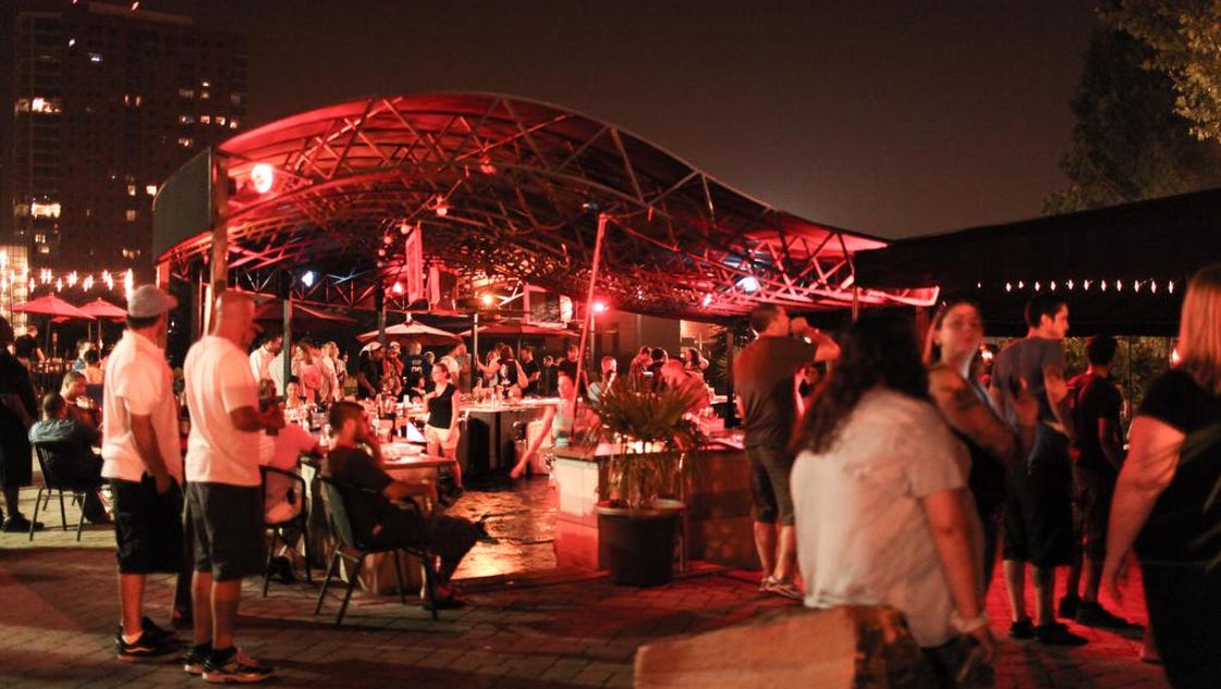 The happiest happy hours in Delaware