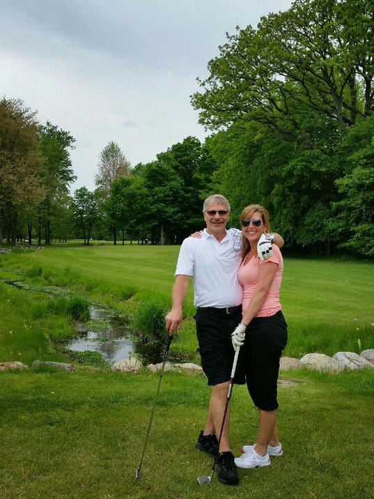 Husband Wife Sink Rare Back To Back Aces At Same Hole