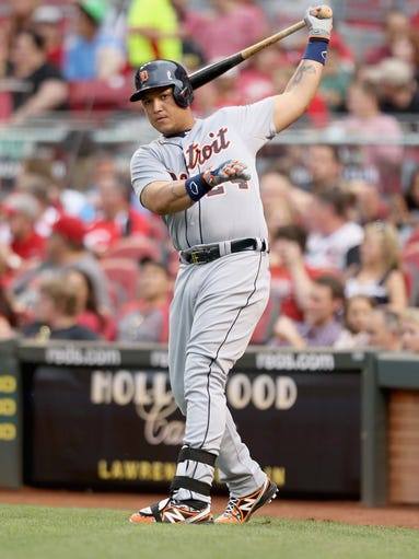 Grand slam ends long night for Tigers in 13 vs. Reds, 8-4 635701721273414583-GTY-477508154