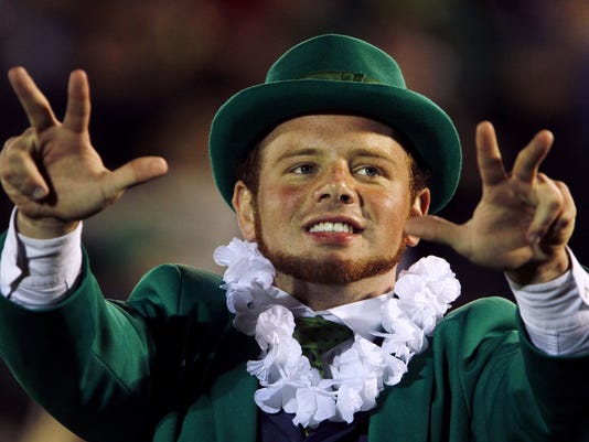 2013-01-05-leprechaun-mascot-4_3.jpg