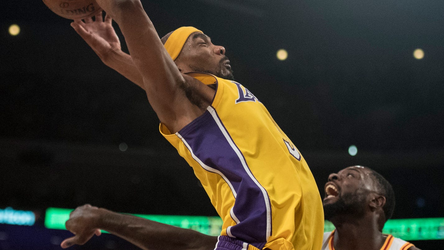 Clarkson leads short-handed Lakers to 99-86 win over Pacers