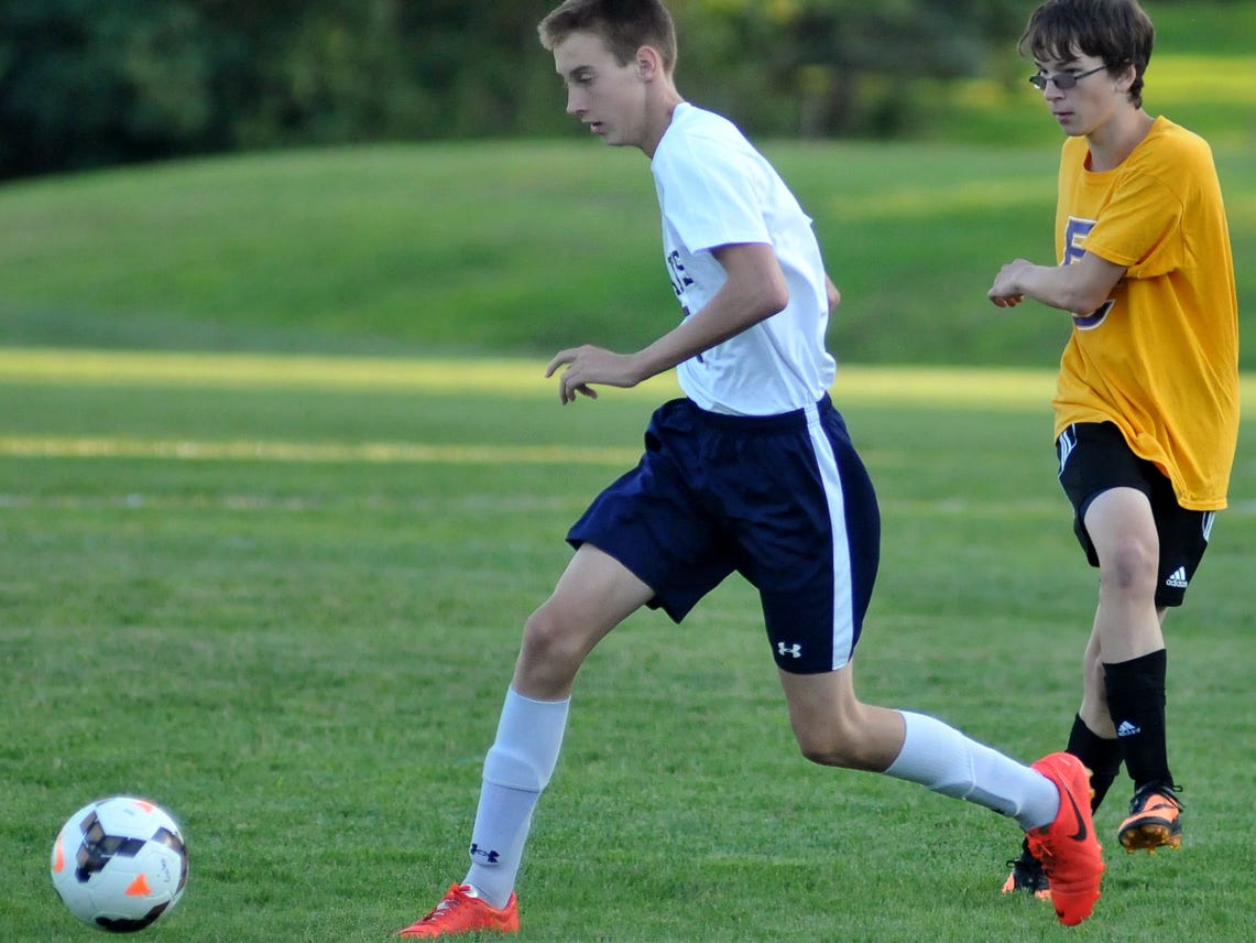 Lancaster’s Tyler Wyckoff dribbles during Wednesday’s scrimmage against Bloom-Carroll.