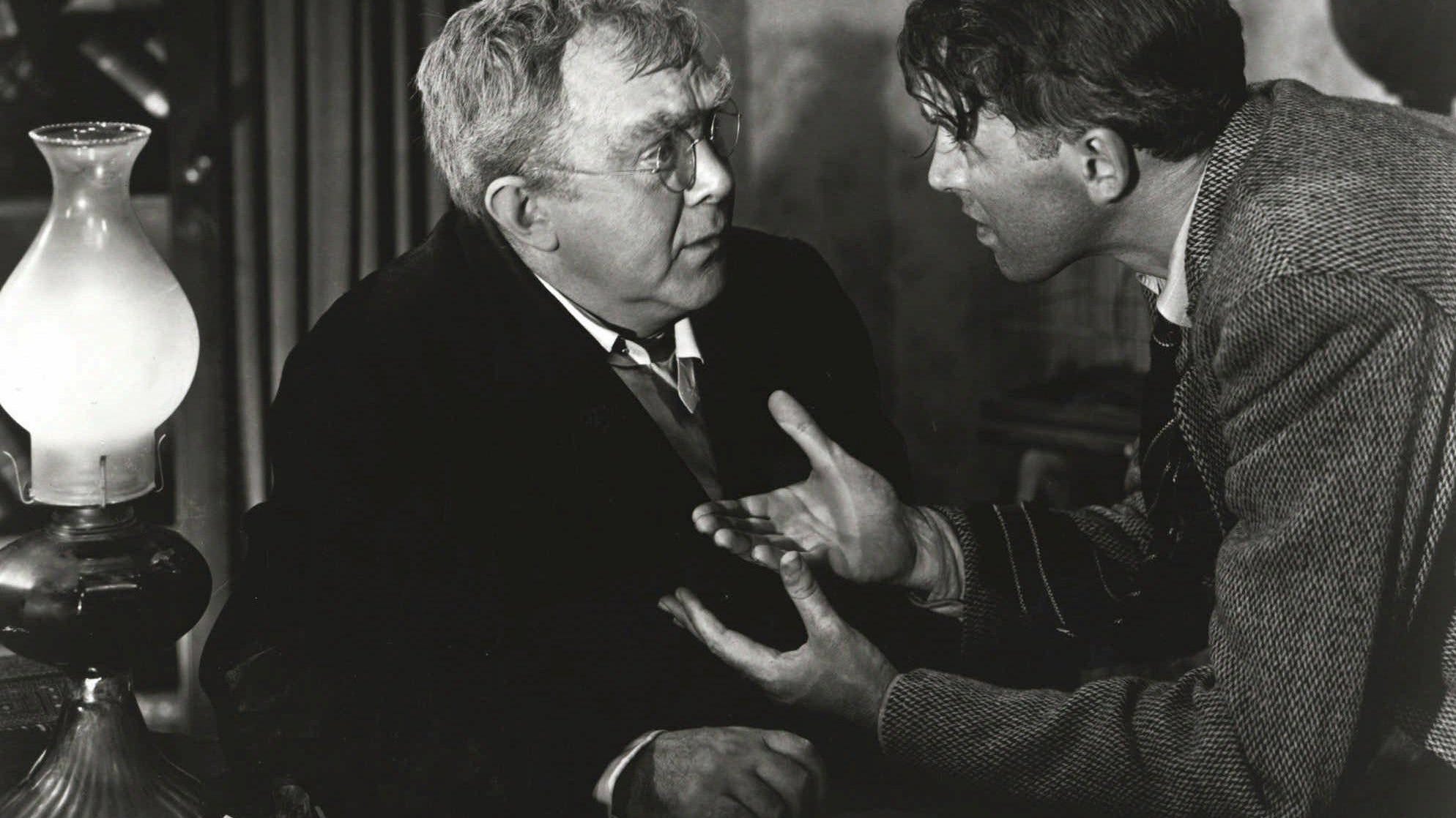How much money did Uncle Billy lose in 'It's a Wonderful Life'?