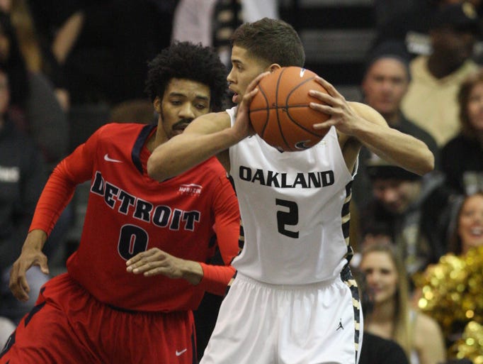 Titans' rally falls short in loss to Oakland on the road, 83-78 635596171648361661-oakland-021515-kd002
