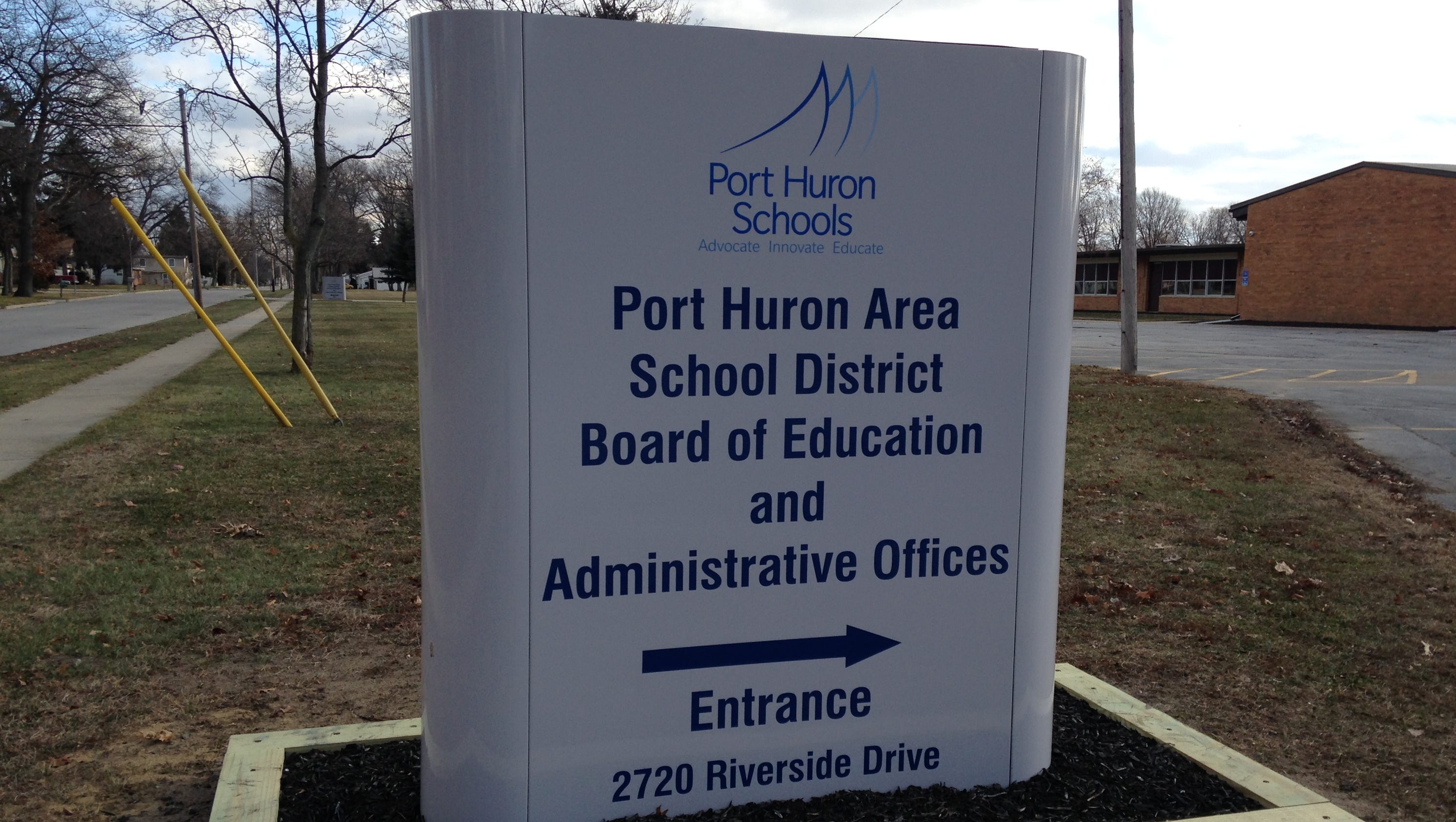 Port Huron high schools adding college advisers