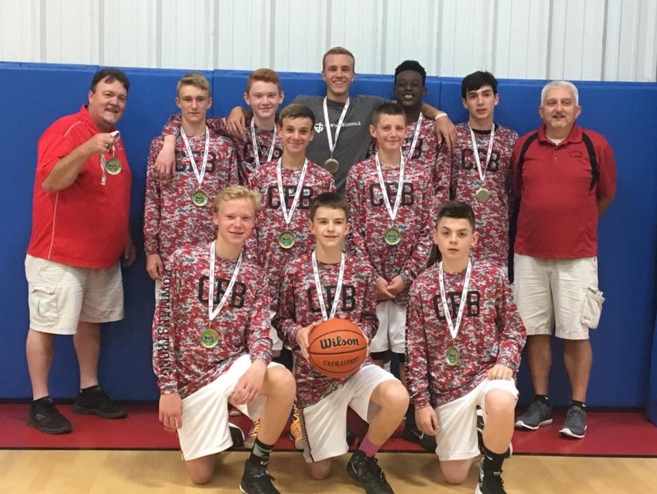The Carolina Flame 13U boys basketball team.