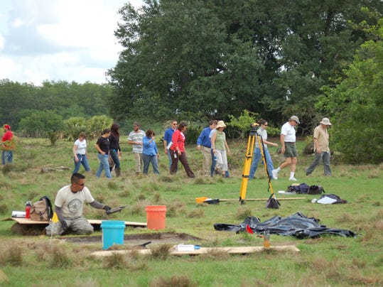 Dr. Annette Snapp leads an archaeology field school for Florida Gulf Coast University students in 2009 at the possible site of Fort Shackleford, built in 1855 during the Third Seminole War. (Photo: FOR FLORIDA TODAY)