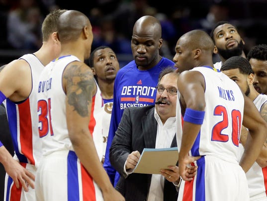 PLAYOFF PICTURE AT THE ALL-STAR BREAK 635570124290350556-AP-Hawks-Pistons-Basketball-