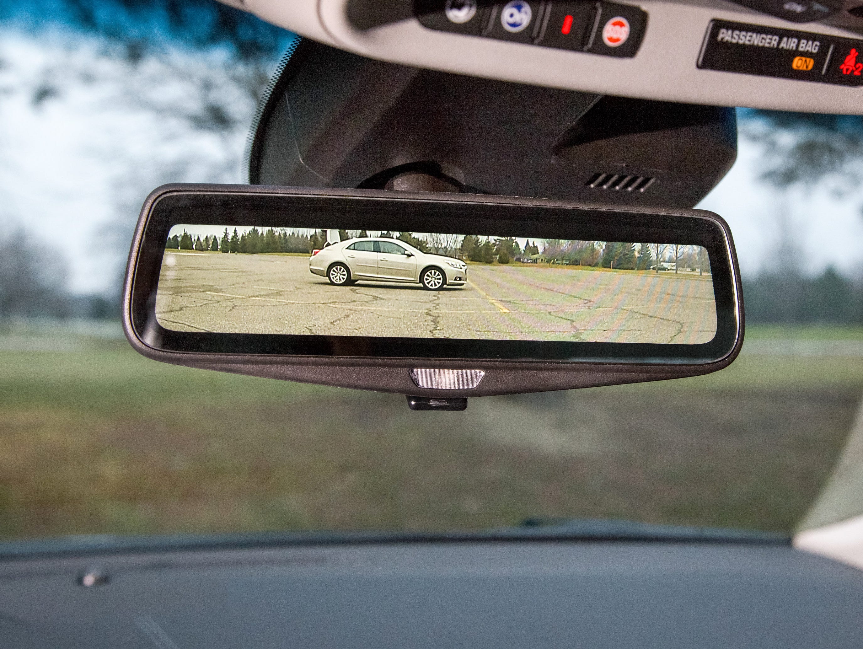 Cadillac's prototype rearview mirror capable of live-streaming an image from a camera mounted on the rear of a vehicle
