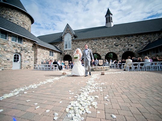 CASTLE FARMS COURTYARD