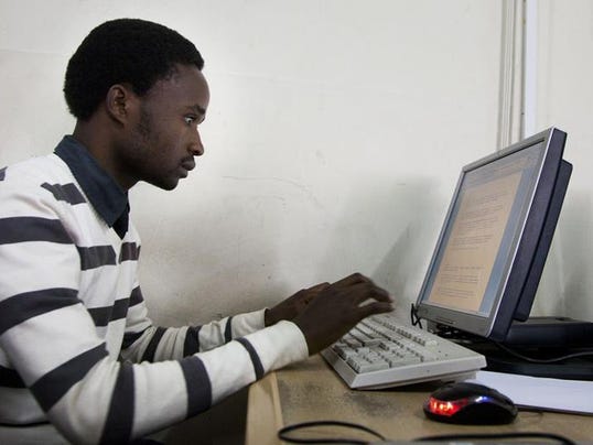   online jobs is predicted to reach $5 billion by 2015. (Photo: Corbis  freelance jobs no bidding