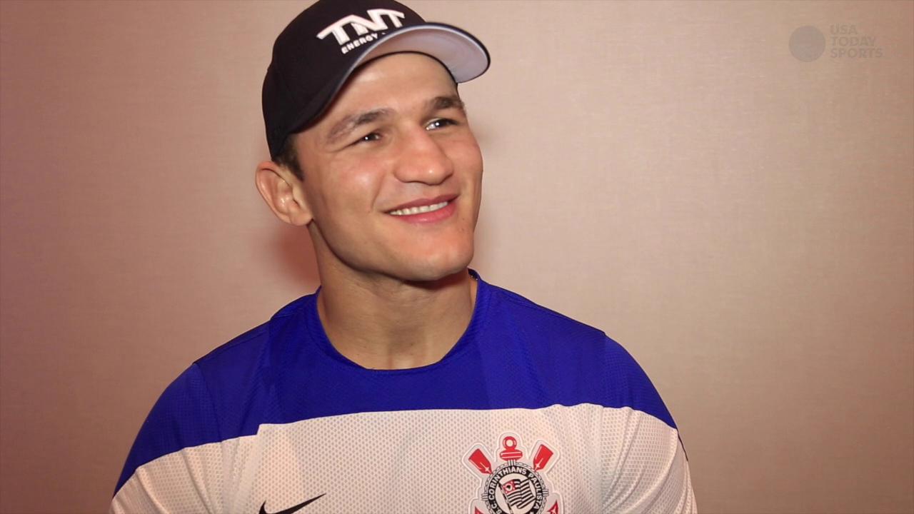 Junior Dos Santos sees no reason he shouldn't be fighting for the belt