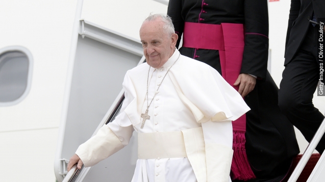 Pope Francis has A hand in delayed iPhone shipments