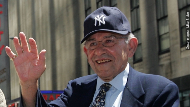 Yankees legend Yogi Berra dies at age 90