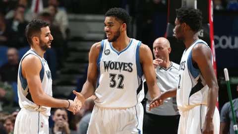 Towns and mentor match up Wednesday