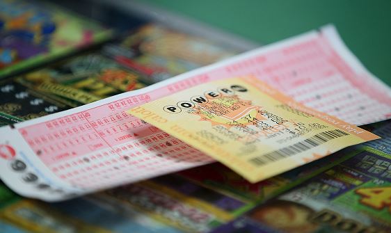 3 winning tickets sold in record Powerball jackpot