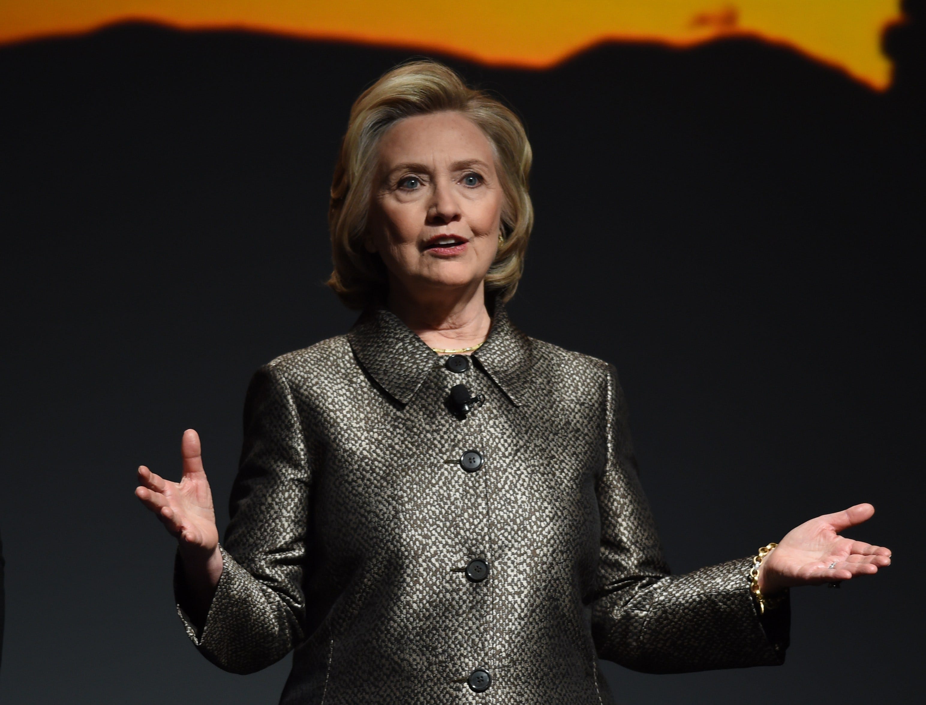 635615225428899956-hillary-noceilings.jpg
