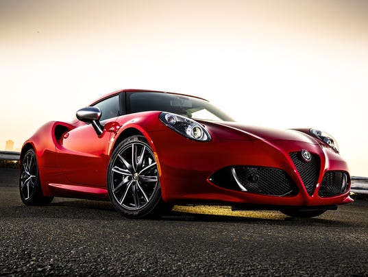 635520214654301458-AP-Chrysler-Group-2015-Alfa-Romeo-4C.jpg