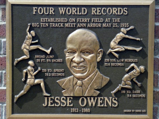 1935 : Jessie Owens Sets 3 World Records and Ties Another in Ann Arbor, All Within 45 Minutes