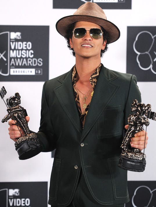 MTV Vidéo Music Awards (VMA) - Page 13 1377490403000-bruno-177828673-57963220