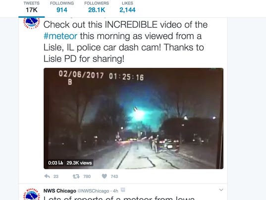 huge meteor streaks across midwest sky huge meteor streaks across midwest sky