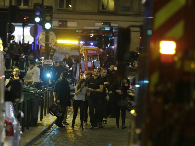 French security moves people in the area of Rue Bichat