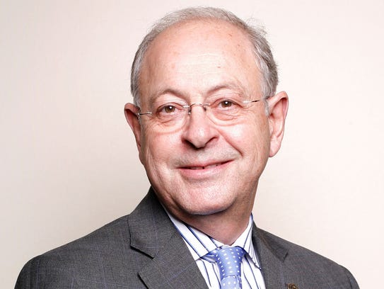 Franklin Mayor Ken Moore