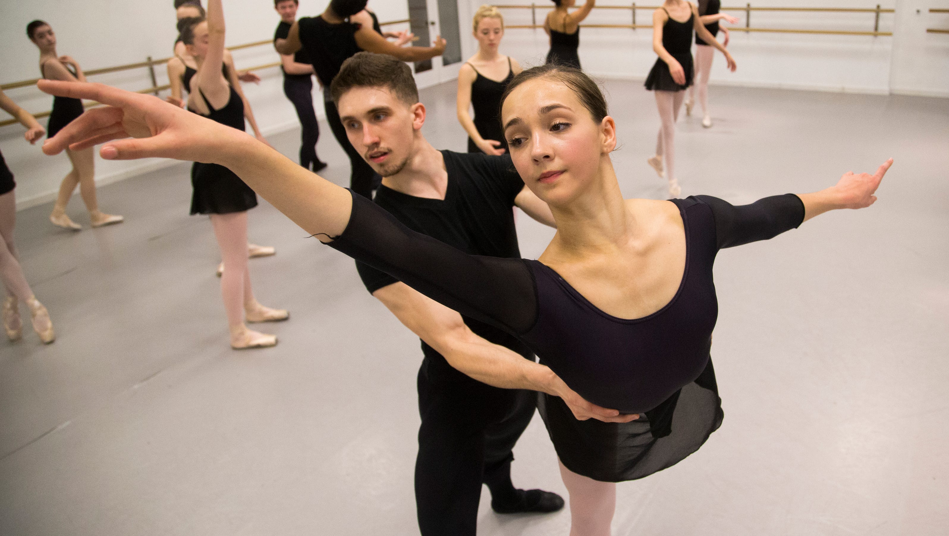 Mesa ballerina, 15, offered spot at American Ballet Theatre's Studio Company - azcentral.com