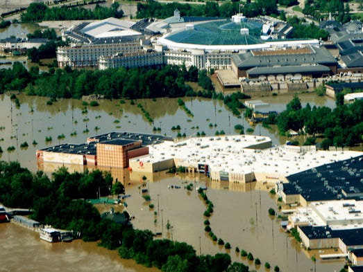 Opry Mills Mall and the Gaylord Opryland, background,