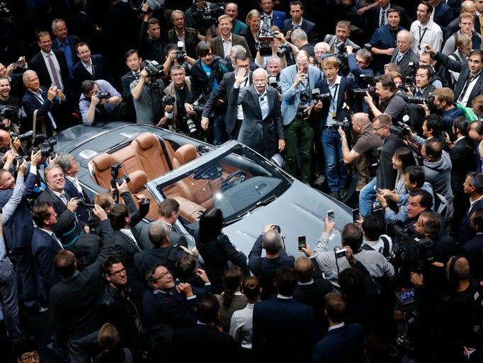 Daimler CEO Dieter Zetsche presents the new Mercedes