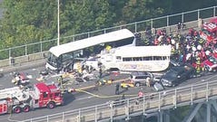 Ride The Ducks, bus crash on Aurora Bridge