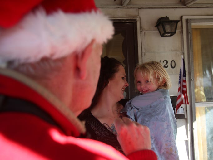 Kali Roberts, 4, of Lincoln Park and her mother Sandra