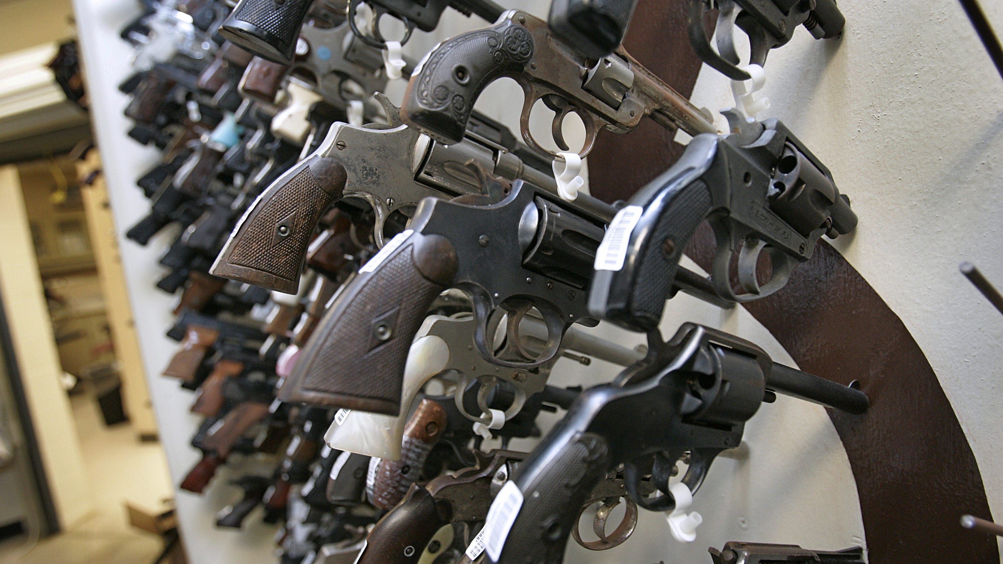 Indiana lawmaker wants to allow guns on college campuses