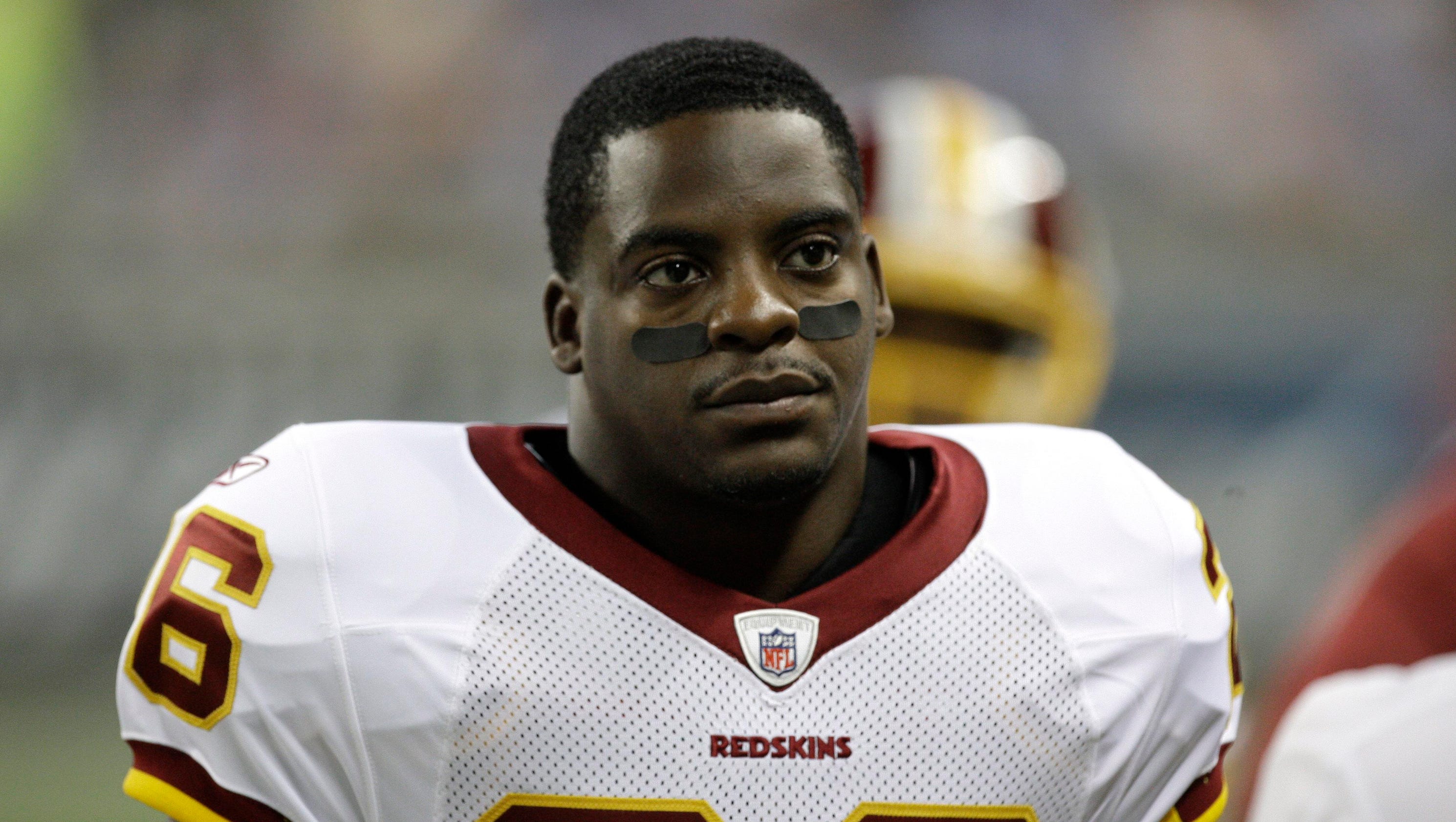 Clinton Portis owes nearly $5 million, counts mother as creditor3200 x 1680